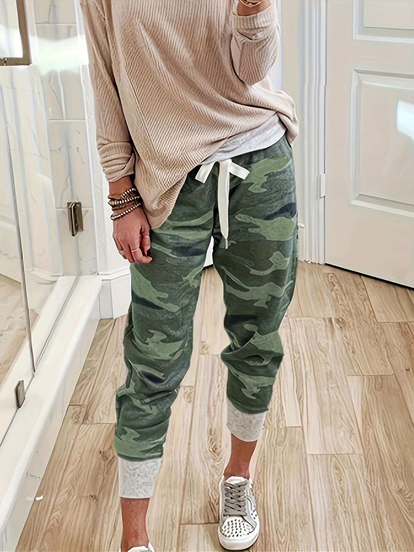 Camouflage Print Drawstring Waist Pants